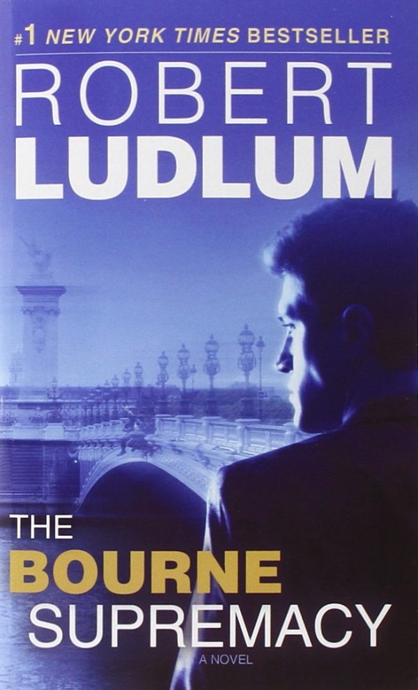 The Bourne Supremacy (Bourne Trilogy, Book 2) [Mass Market Paperback] Ludlum, Robert