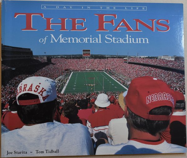 The Fans of Memorial Stadium [Paperback] Straita