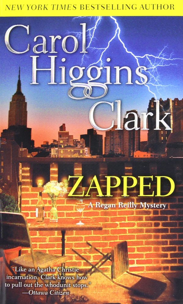 Zapped (Regan Reilly Mysteries, No. 11) [Mass Market Paperback] Clark, Carol Higgins