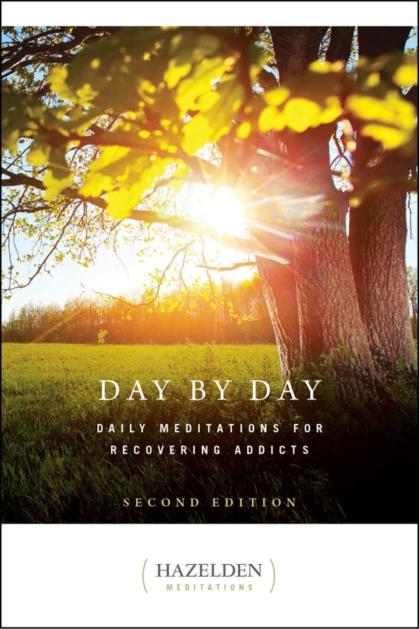 Day by Day: Daily Meditations for Recovering Addicts, Second Edition (Hazelden Meditations) [Paperback] Anonymous