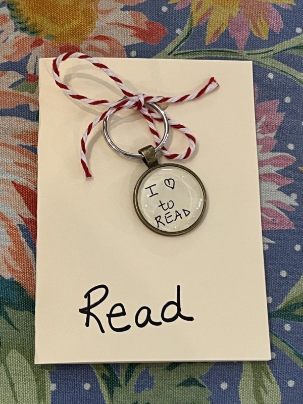 I Love to Read ~ Keychain