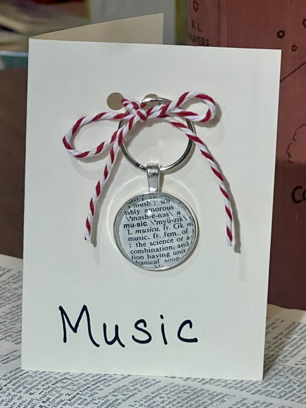 Music Keychain with Gift Card - "Music is an outburst of the soul!" quote by Frederick Delius, English Composer (1862-1934)