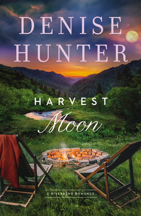 Harvest Moon (A Riverbend Romance) [Paperback] Hunter, Denise