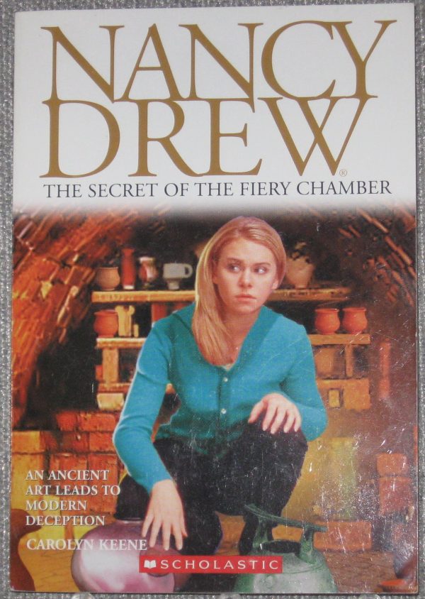 Nancy Drew: The Secret of the Fiery Chamber (Nancy Drew #159) [Paperback] Carolyn Keene