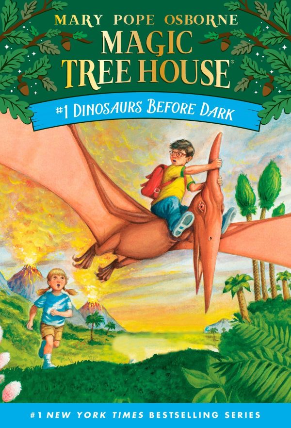 Dinosaurs Before Dark (Magic Tree House, No. 1) [Paperback] Mary Pope Osborne and Sal Murdocca