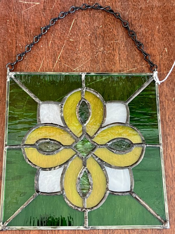 Beautiful Stained Glass - Green Quilt Block with Yellow Flower (SG836)