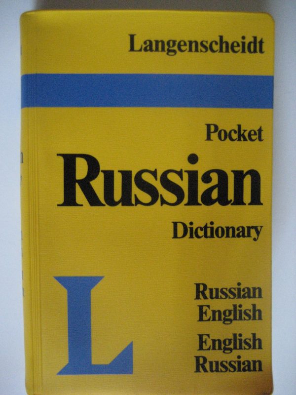Pocket Russian Dictionary: Russian-English/English-Russian (English and Russian Edition) [Paperback] Langenscheidt Publishers