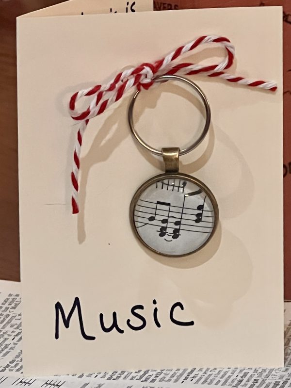 Music Keychain with Gift Card - "Beautiful music is the art of the prophets that can calm the agitations of the soul; it is one of the most magnificent and delightful presents God has given us," quote by Martin Luther (1483-1546)
