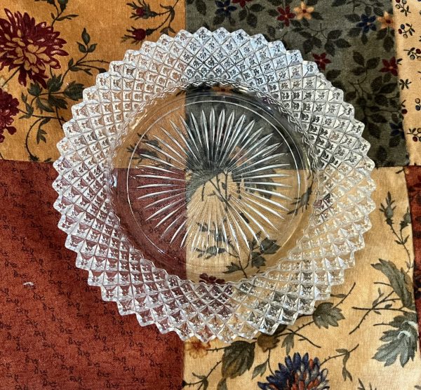 Stunning Cut Glass Collar with Sunbeam Center Glass Serving Plate (S747)