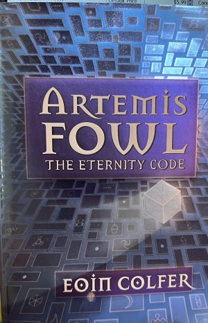 Artemis Fowl: The Arctic Incident (Artemis Fowl, Book 2) [Hardcover] Eoin Colfer
