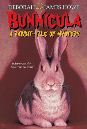 Bunnicula: A Rabbit-Tale of Mystery [Paperback] Deborah Howe and James Howe