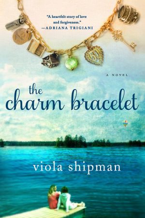 The Charm Bracelet: A Novel (The Heirloom Novels) [Paperback] Shipman, Viola