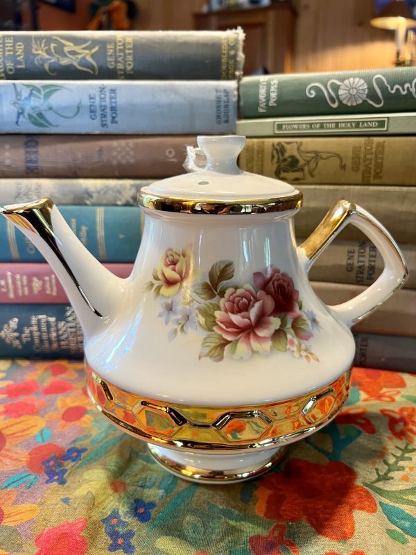 Gorgeous Rose & Gold Teapot (S801) ~ 50% off with vintage coupon