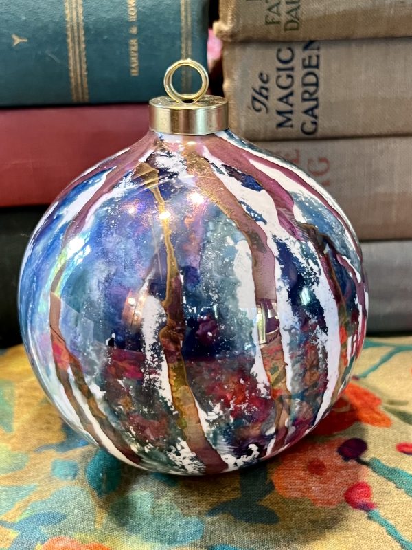 Swirl Marbled Ceramic Bauble Ornament (Gazing Ball) (S835) ~ 50% off with vintage coupon