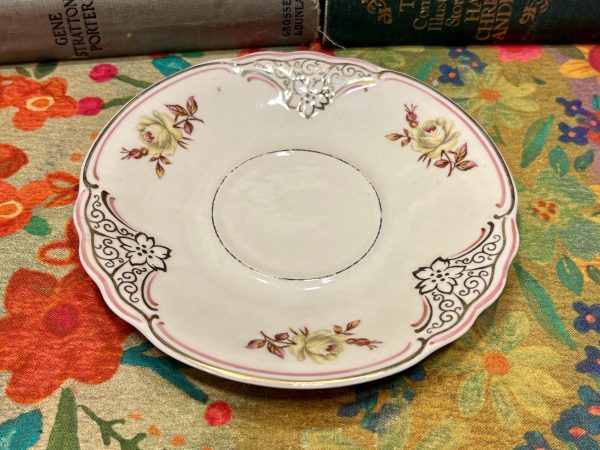 Classy Little Saucer with little flowers and scalloped design(S879) ~ 50% off with vintage coupon