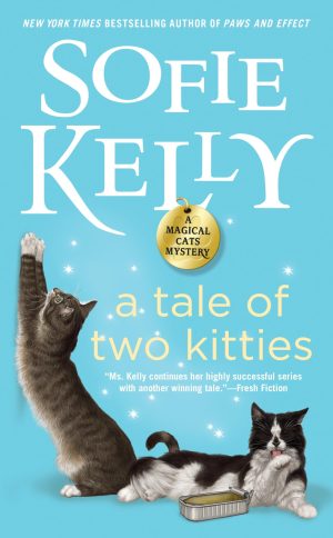 A Tale of Two Kitties (Magical Cats) [Mass Market Paperback] Kelly, Sofie