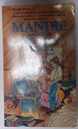 Mandie and the Trunk's Secret (Mandie, Book 5) [Paperback] Leppard, Lois