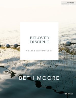 Beloved Disciple - Bible Study Book (New Look): The Life and Ministry of John [Paperback] Moore, Beth