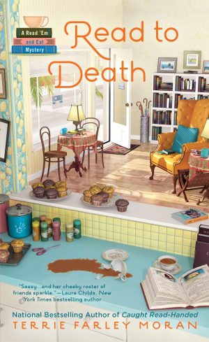 Read to Death (Read Em and Eat Mystery) [Mass Market Paperback] Moran, Terrie Farley