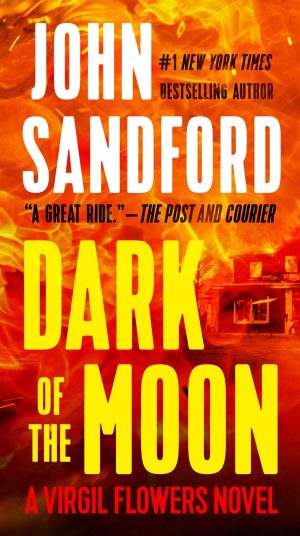 Dark of the Moon (A Virgil Flowers Novel) [Mass Market Paperback] Sandford, John