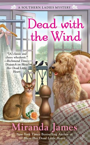 Dead with the Wind (A Southern Ladies Mystery) [Mass Market Paperback] James, Miranda
