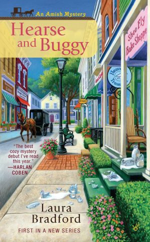 Hearse and Buggy (An Amish Mystery) [Mass Market Paperback] Bradford, Laura