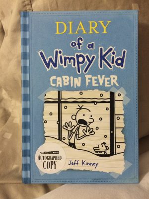 Cabin Fever (Diary of a Wimpy Kid, Book 6) Kinney, Jeff