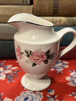 Beautiful Rose Creamer ~ 50% off with vintage coupon (S912)
