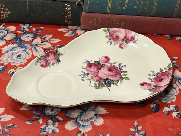 Beautiful Rose Serving Dish ~ 50% off with vintage coupon (S897)
