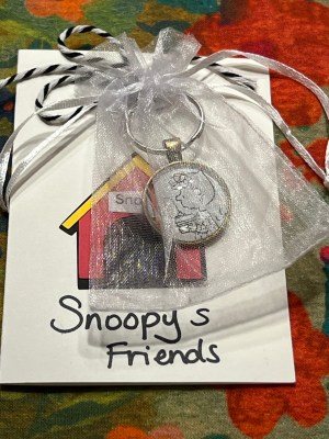 Snoopy's Friends ~ Keychain with Gift Card